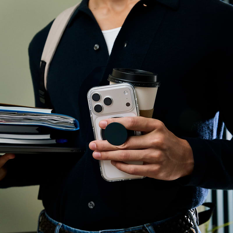 Navy &mdash; MagSafe Low-Pro Grip & Stand image number 8